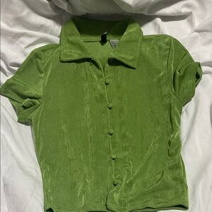 Green Button-Up Short Sleeve Shirt